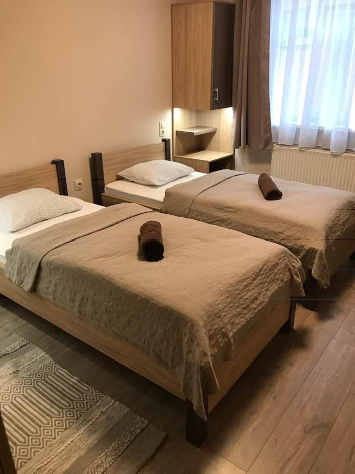 Halasz Airport Panzio 3* Вечеш
